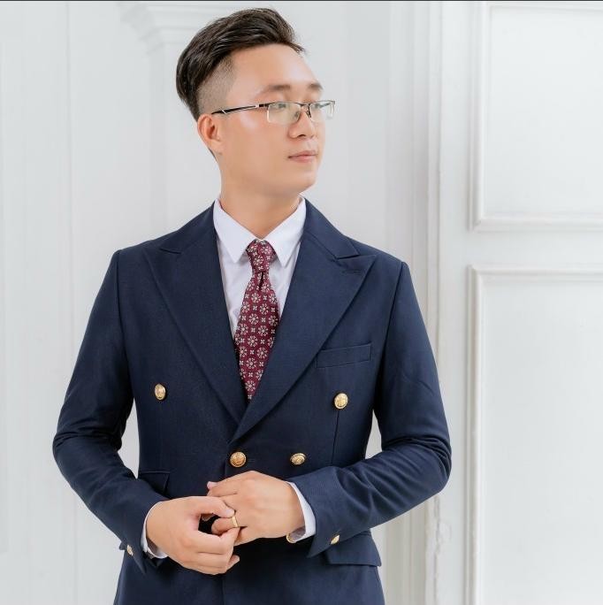 Khải Lê